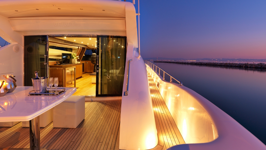 M/Y Ruby evening with lights