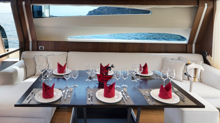 M/Y Ruby main salon and table